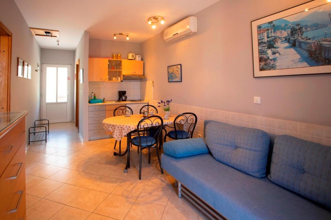 Villla Brigitte Tucepi Apartment Exterior photo