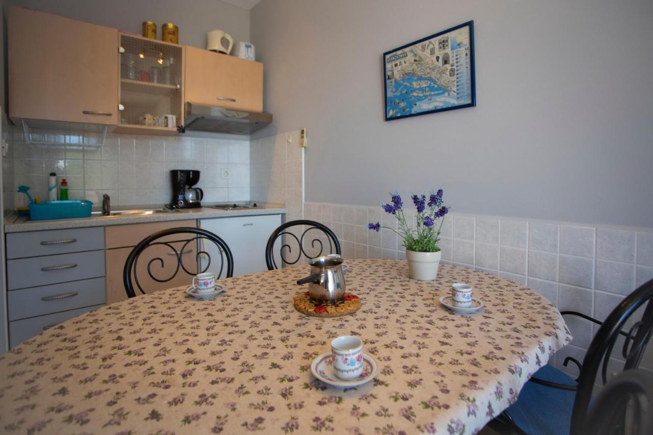 Villla Brigitte Tucepi Apartment Exterior photo